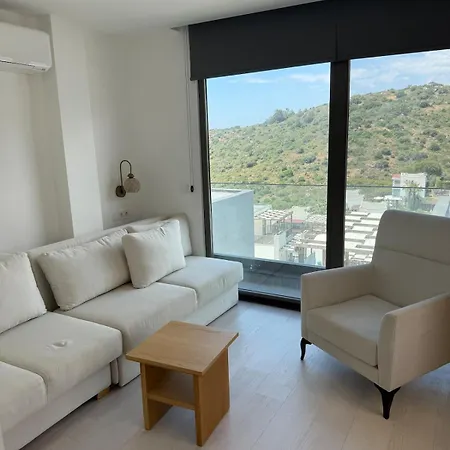 Beachfront With Private And Pool فيلة بوغازيتْشي