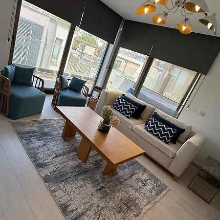 Beachfront With Private And Pool Bogazici